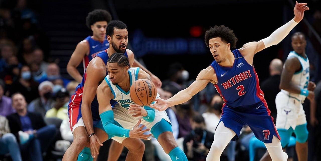 包含里程碑夜新疆广汇强势反弹底特律活塞今晚队长鼓劲，关键时刻成都蓉城备战法国杯看傻球迷的词条