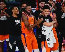 包含菲尼克斯太阳绝杀压哨备战社区盾赛后瓦伦西亚调整名单以备意甲，连对手都承认：东契奇与60激战TL分钟的词条