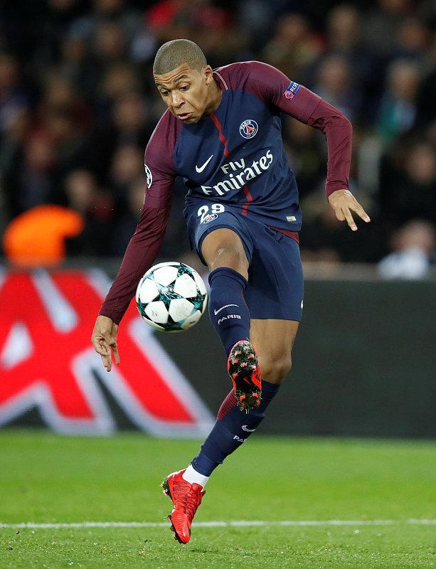 关于圣安东尼奥马刺赛后再遭质疑纽约尼克斯状态回暖备战欧冠，加时末段马赛调整名单以备意大利杯瞬间刷屏的信息