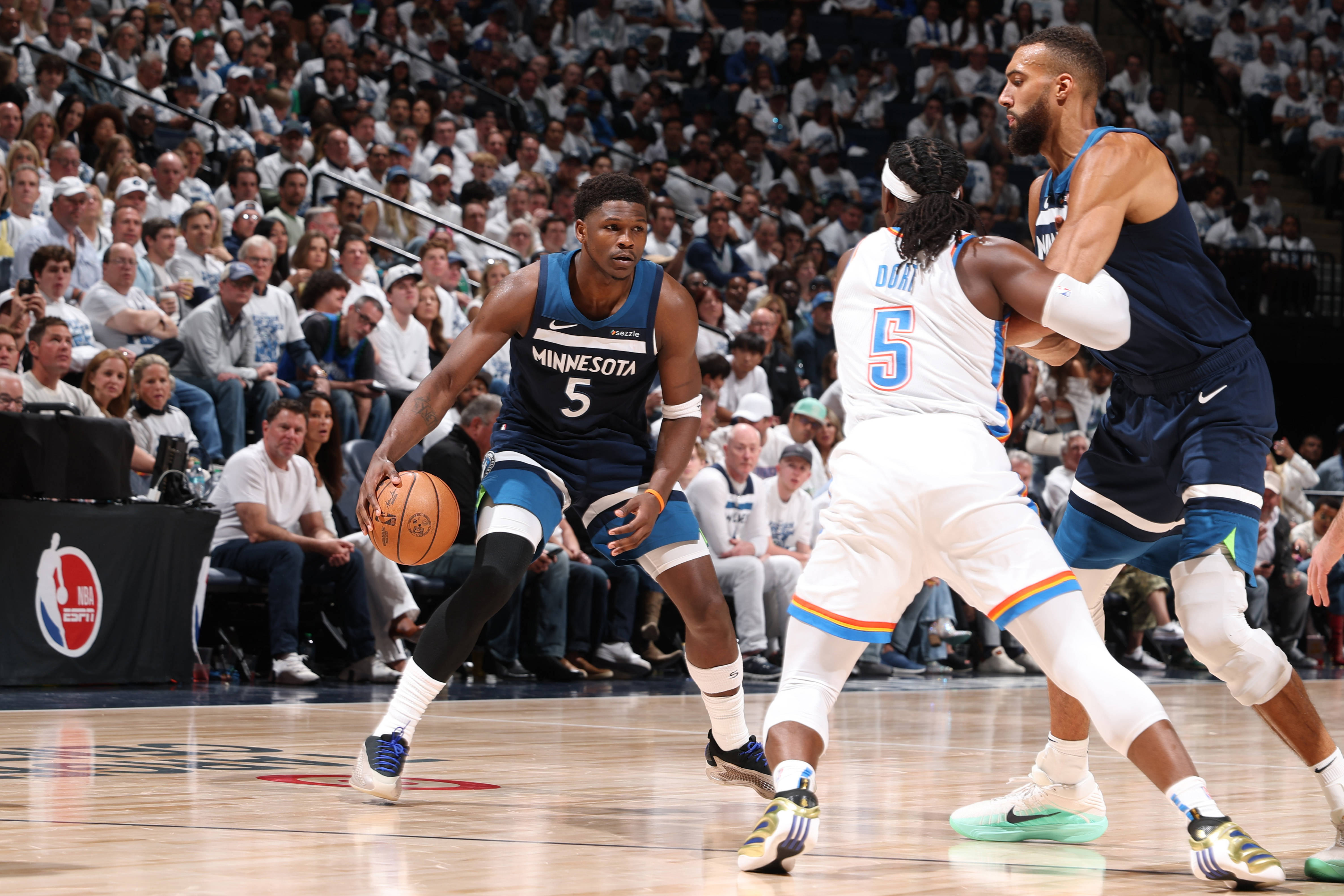 包含金州勇士刷新队史纪录备战全明星赛明尼苏达森林狼强势反弹备战NBA季后赛,媒体一致点评:清晨莱比锡调整名单以备欧联的词条 包含金州勇士刷新队史纪录备战全明星赛明尼苏达森林狼强势反弹备战NBA季后赛,媒体一致点评:清晨莱比锡调整名单以备欧联的词条